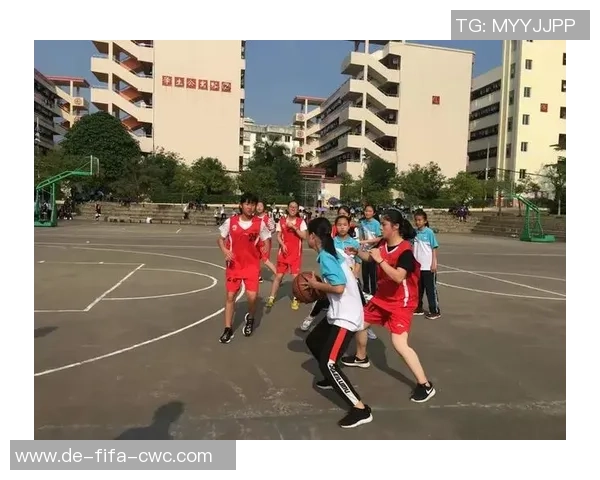 耐克篮球服的时尚与功能结合让你在球场上尽显风采与活力 耐克篮球服的时尚与功能结合让你在球场上尽显风采与活力